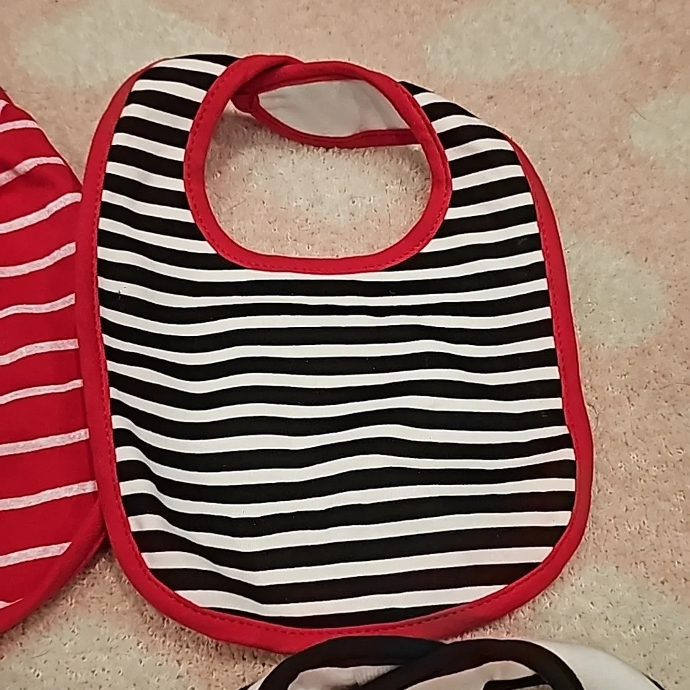 F Little Treasure Baby Bib Set, 4 pieces black red Perfect Gentleman N W/o tags